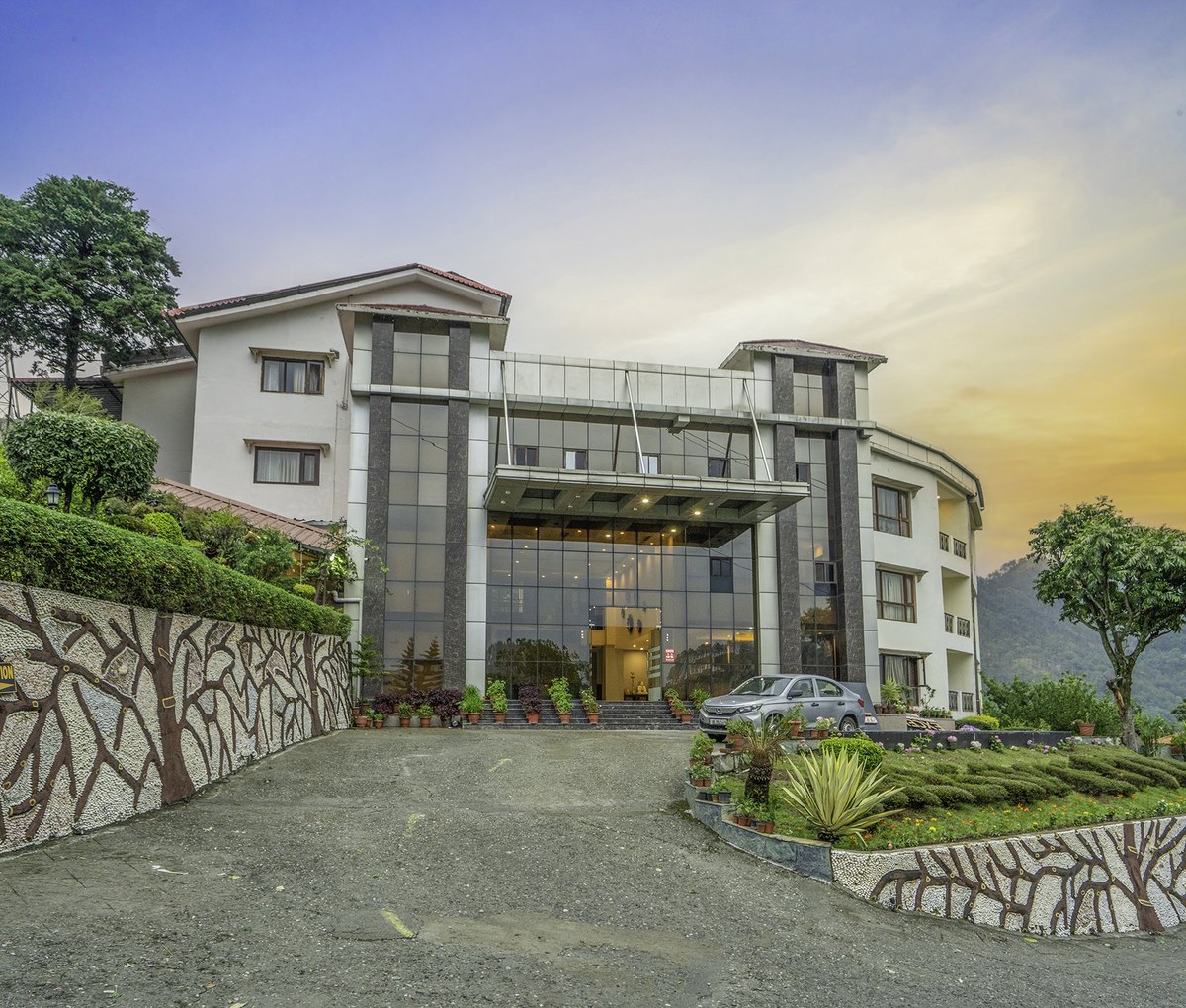 Excel Hotel & Resort Bhimtal
